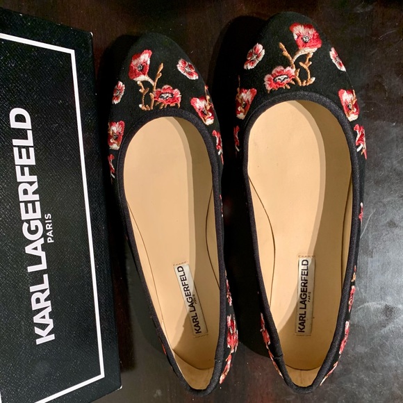 Floral Flats - Picture 3 of 5